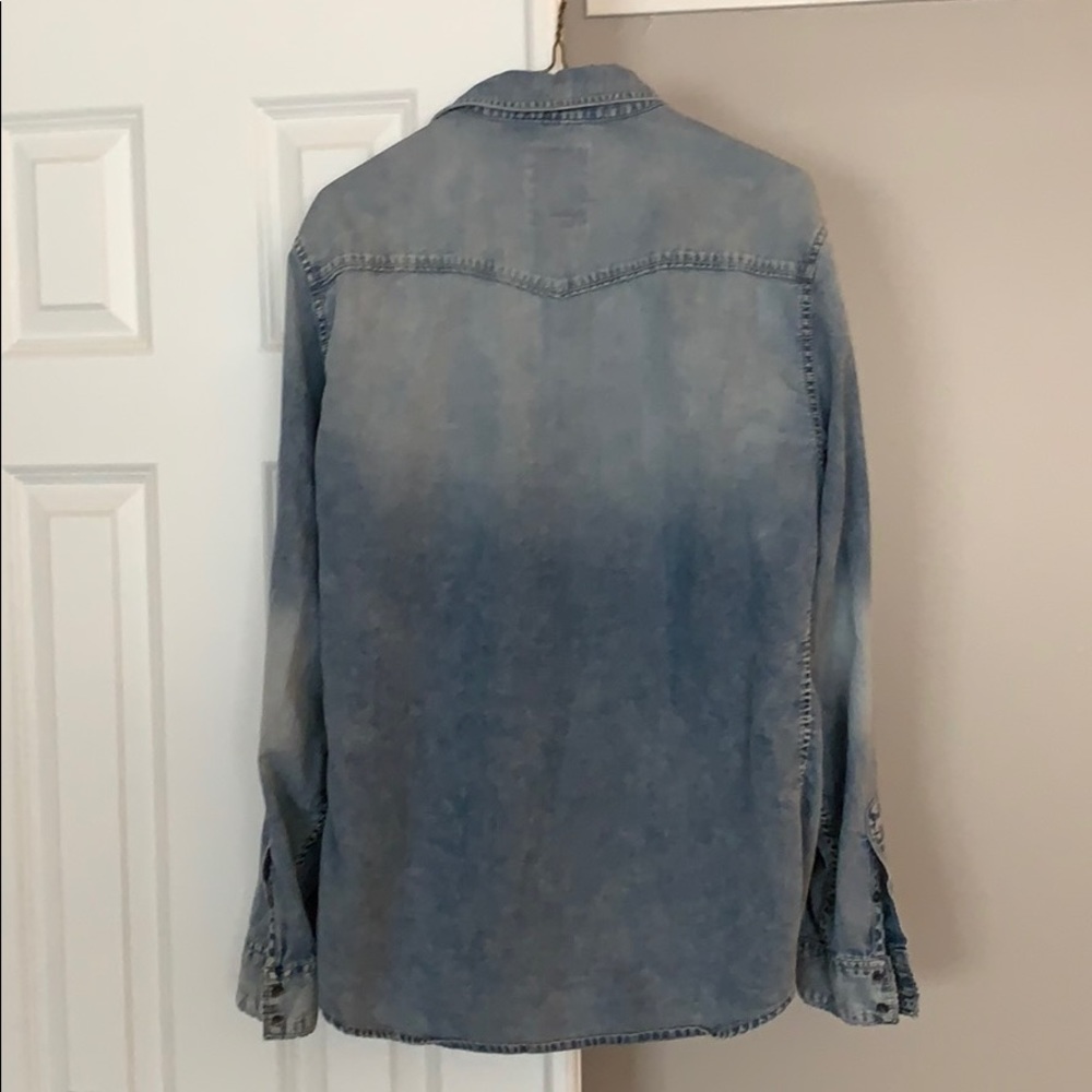 Guess Denim Button Down Size Medium - image 2